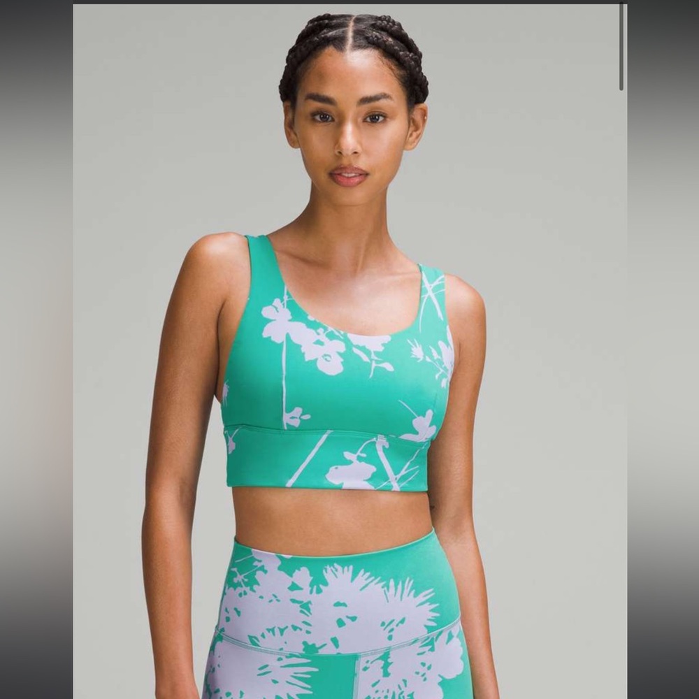 Lululemon Align Bra L, C/D Cup
BLOSSOM SILHOUETTE MAX Lilac Smoke Kelly Green
